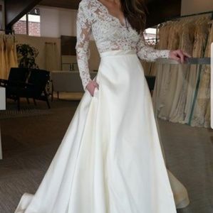 A line lace and satin wedding gown size 10 new